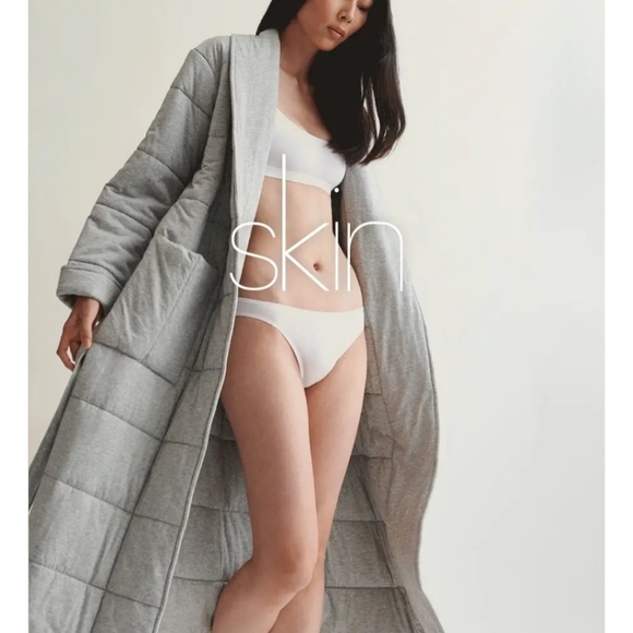 Skin Other - Skin Sierra gray Duvet Quilted Robe